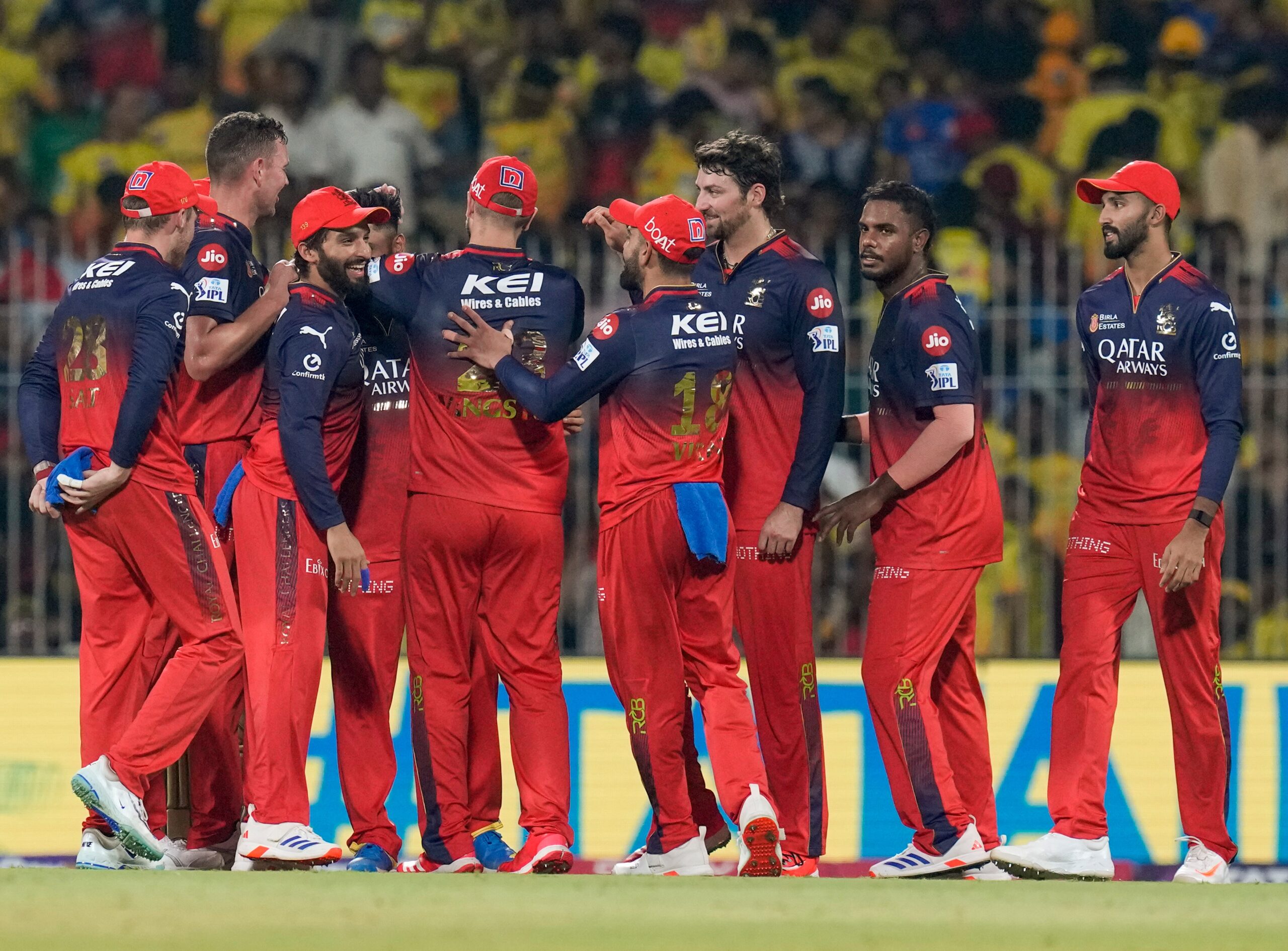 Royal challengers  Bengaluru का धमाका, 250 रन बनाकर Chennai को 43 रन से हराया ! रजत पाटीदार और टिम डेविड की Exclusive पारी !!