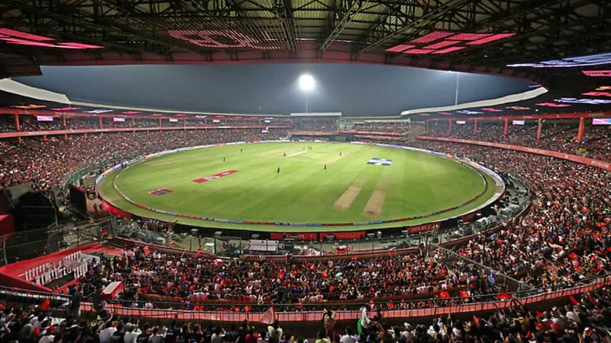 M. Chinnaswamy Stadium में नए स्टैंड्स: IPL 2026 से पहले ऐतिहासिक बदलाव और Legend को Respect!